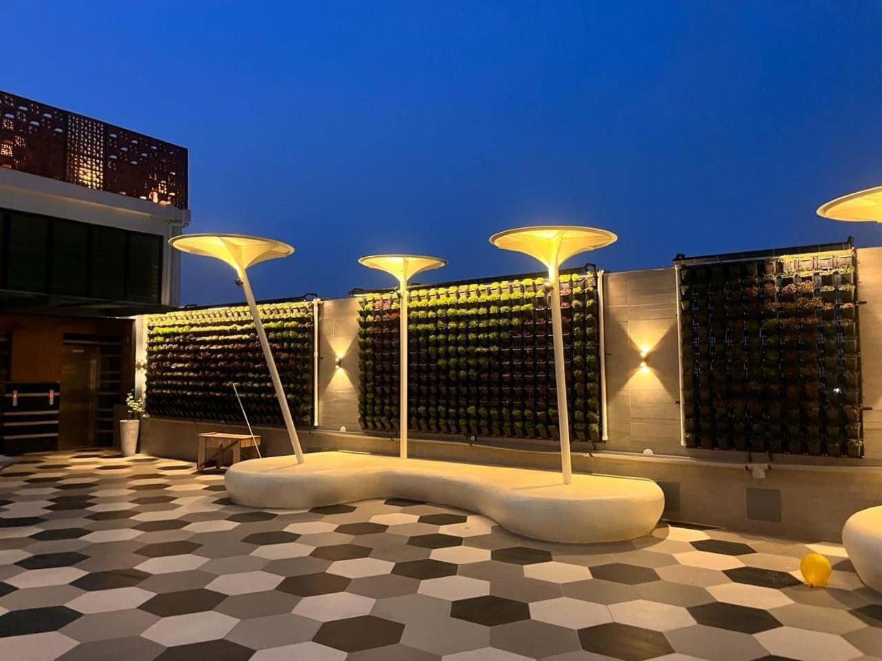 Hotel Lake View Baharampur Luaran gambar