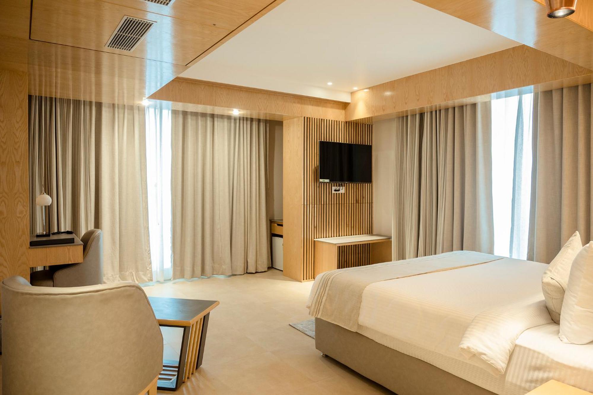 Hotel Lake View Baharampur Luaran gambar