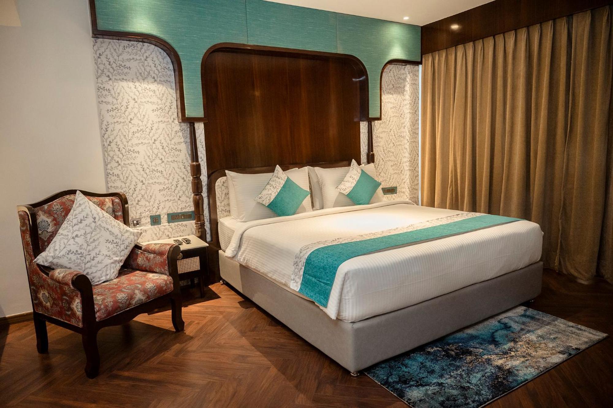 Hotel Lake View Baharampur Luaran gambar