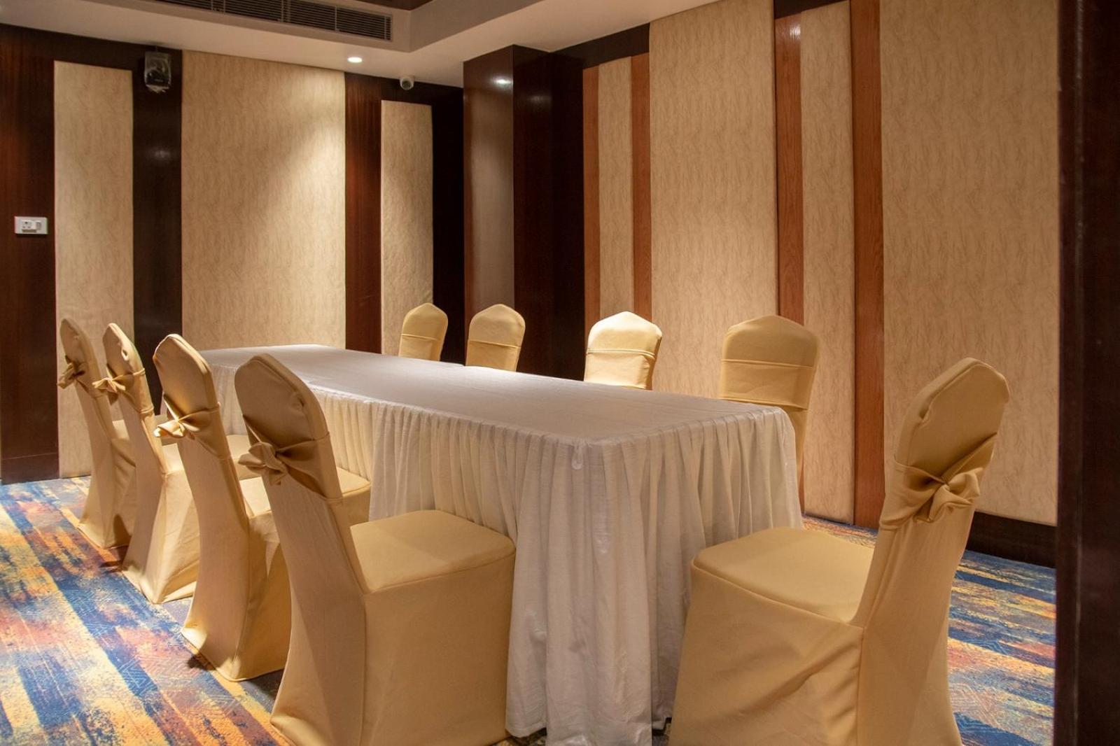 Hotel Lake View Baharampur Luaran gambar