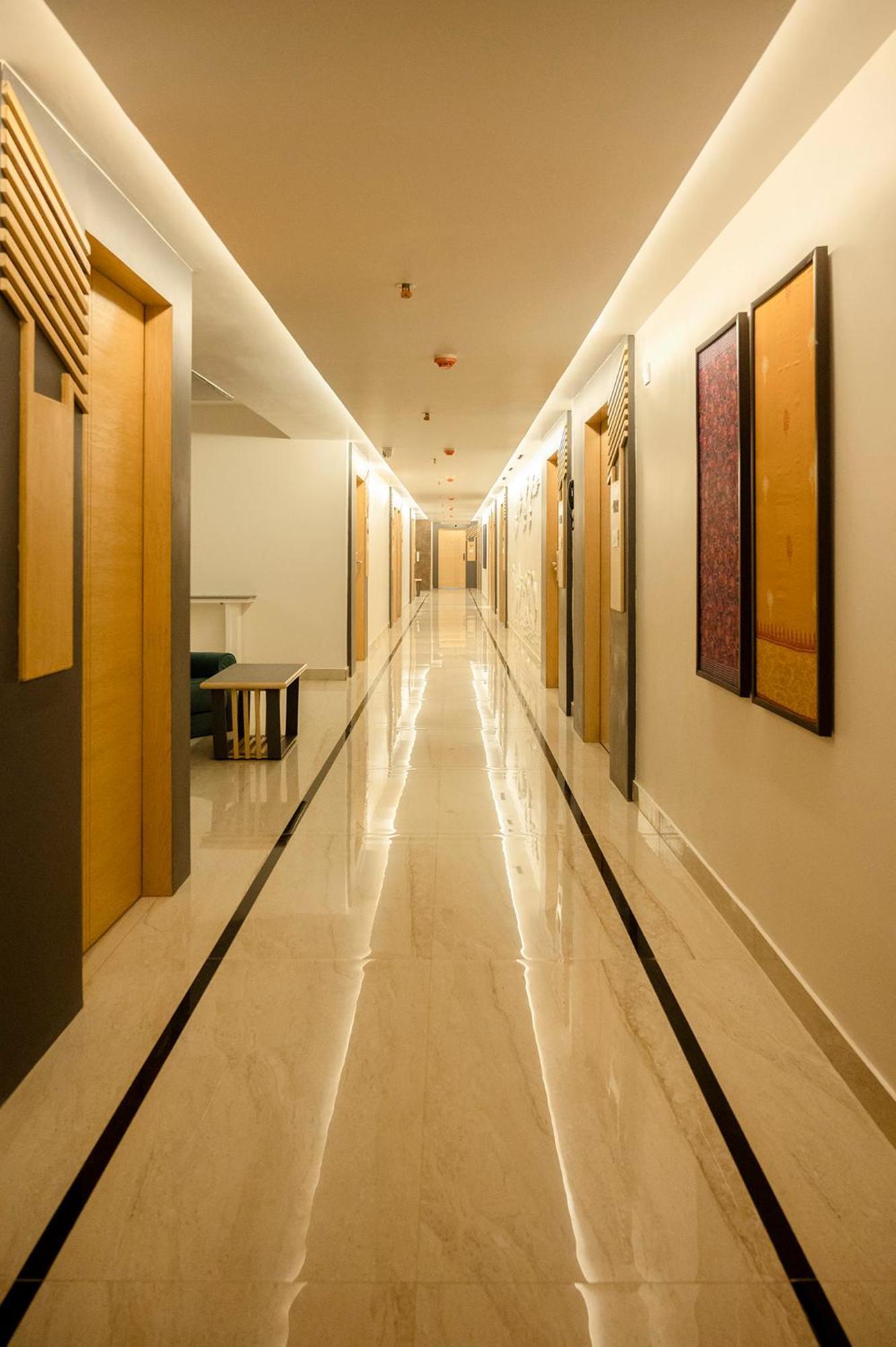 Hotel Lake View Baharampur Luaran gambar